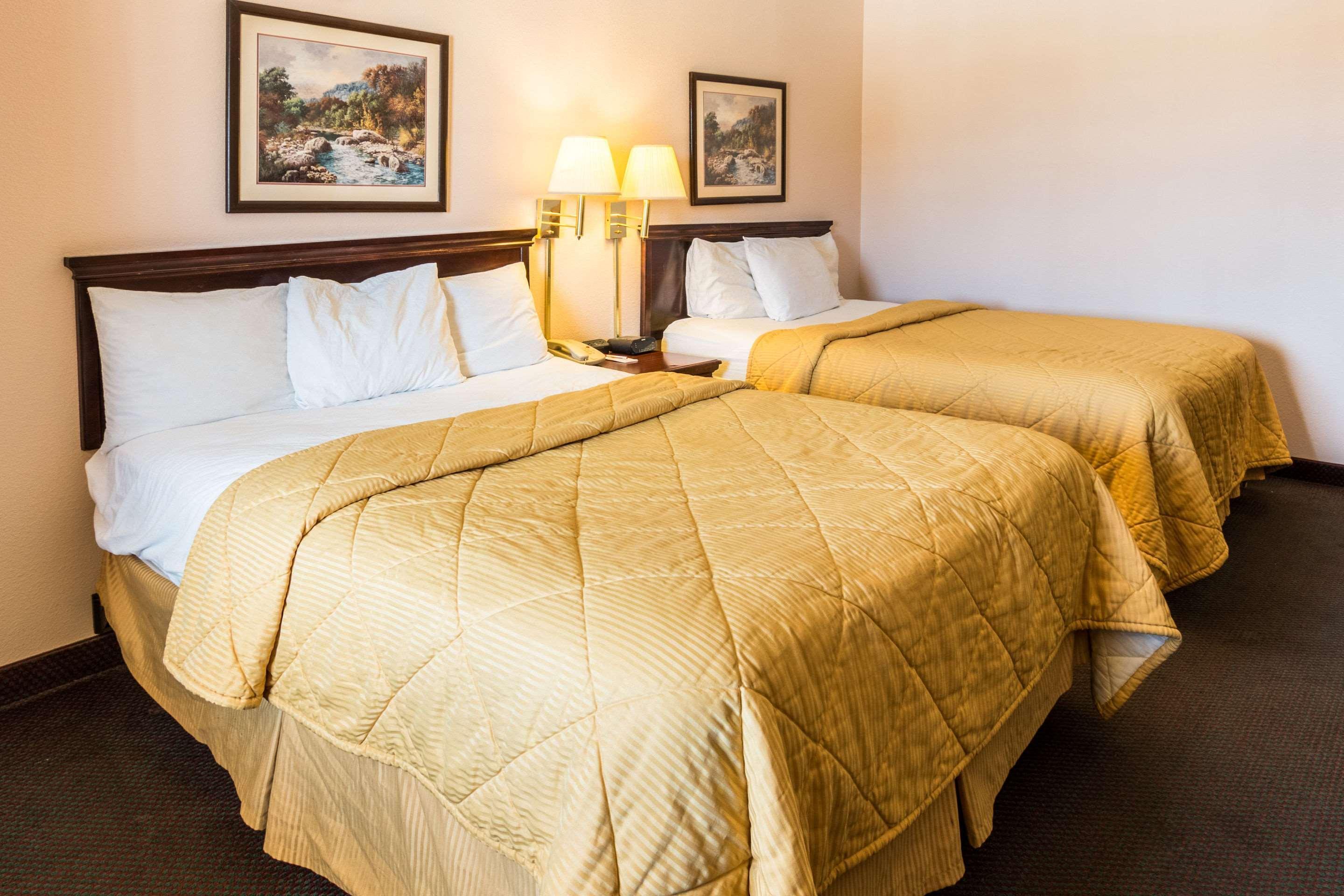 סטיבנוויל Rodeway Inn מראה חיצוני תמונה