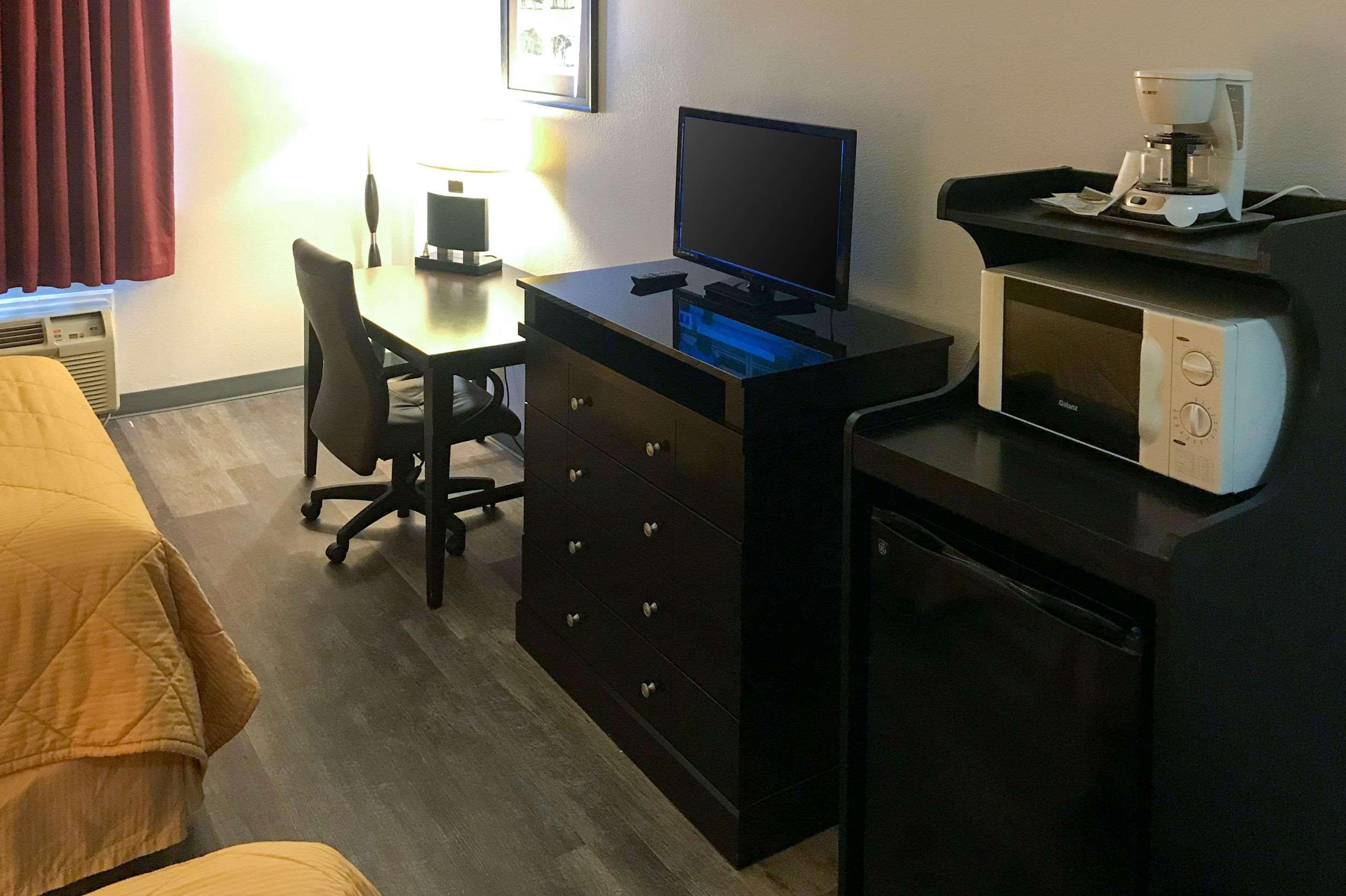 סטיבנוויל Rodeway Inn מראה חיצוני תמונה