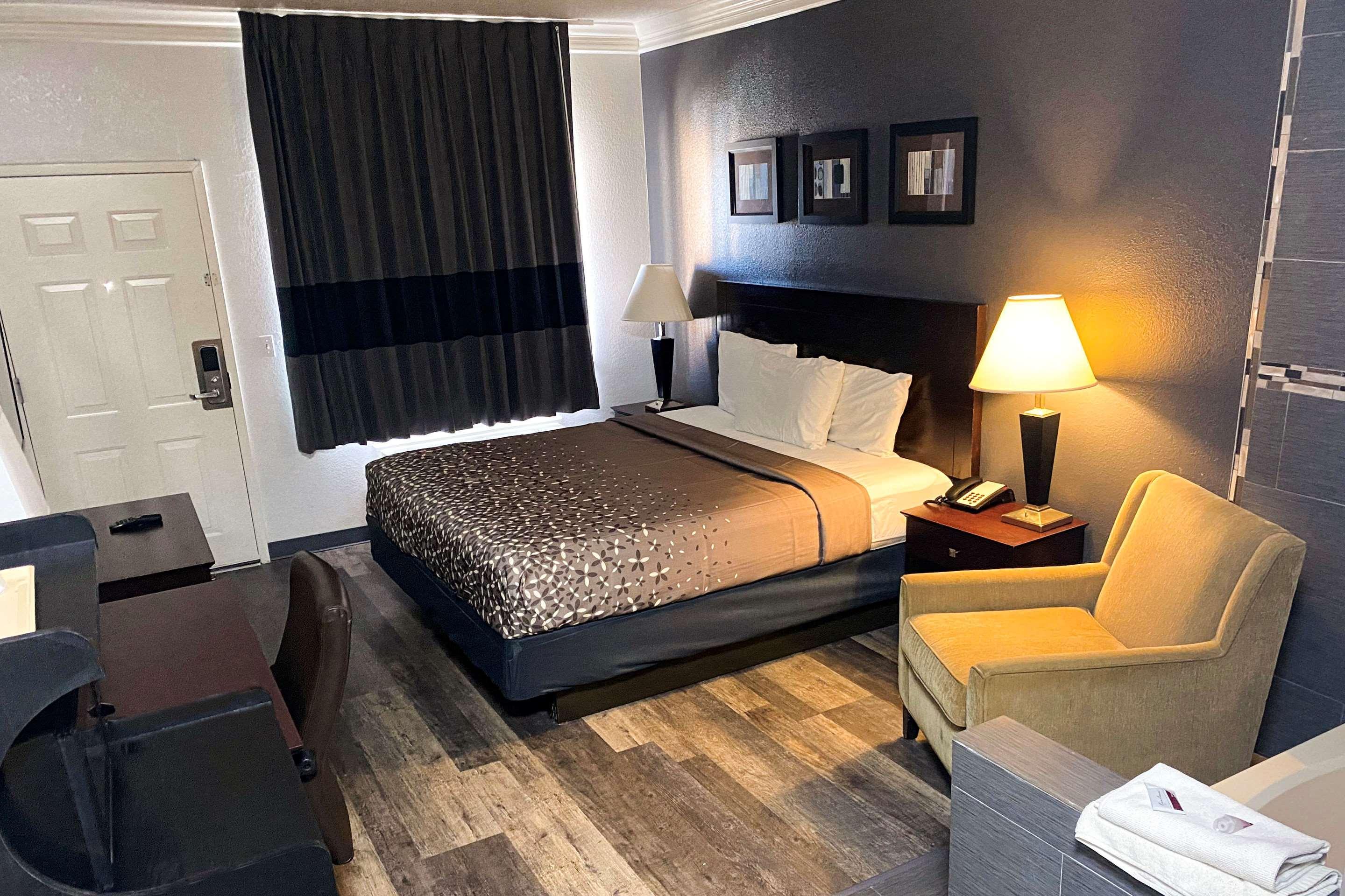סטיבנוויל Rodeway Inn מראה חיצוני תמונה