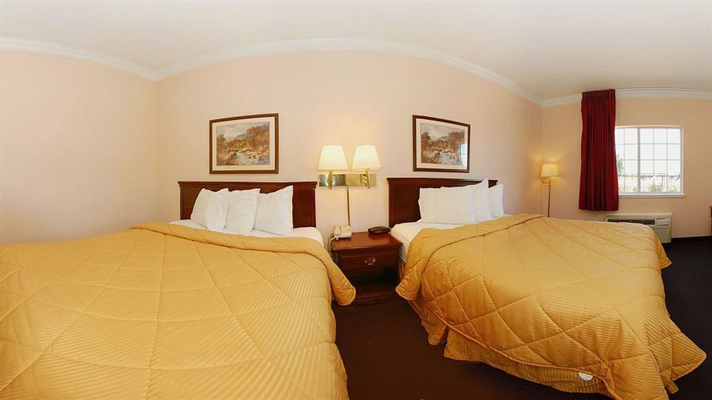 סטיבנוויל Rodeway Inn מראה חיצוני תמונה