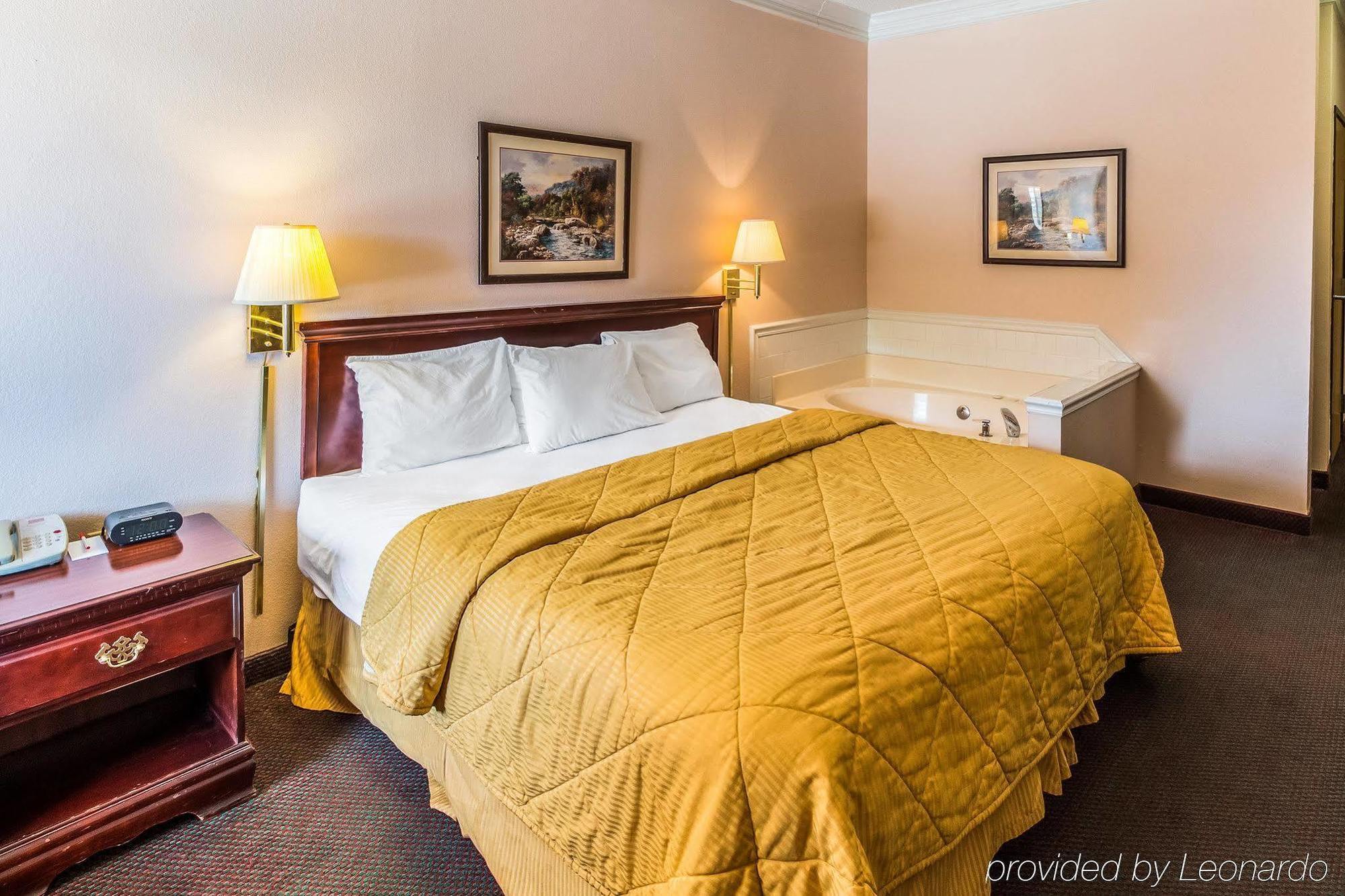 סטיבנוויל Rodeway Inn מראה חיצוני תמונה