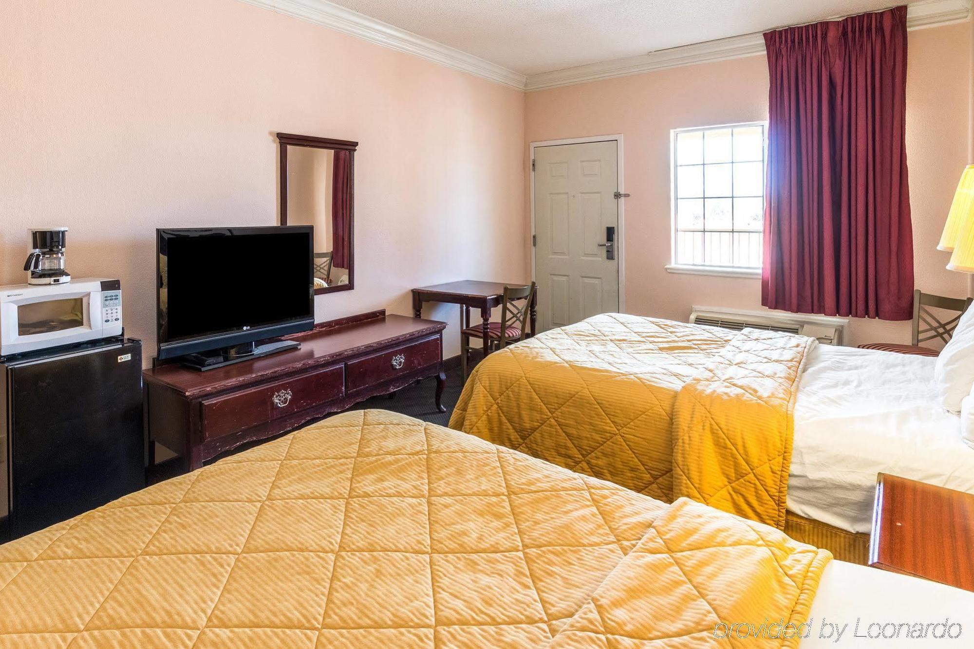 סטיבנוויל Rodeway Inn מראה חיצוני תמונה